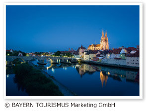 レーゲンスブルク旧市街　© BAYERN TOURISMUS Marketing GmbH